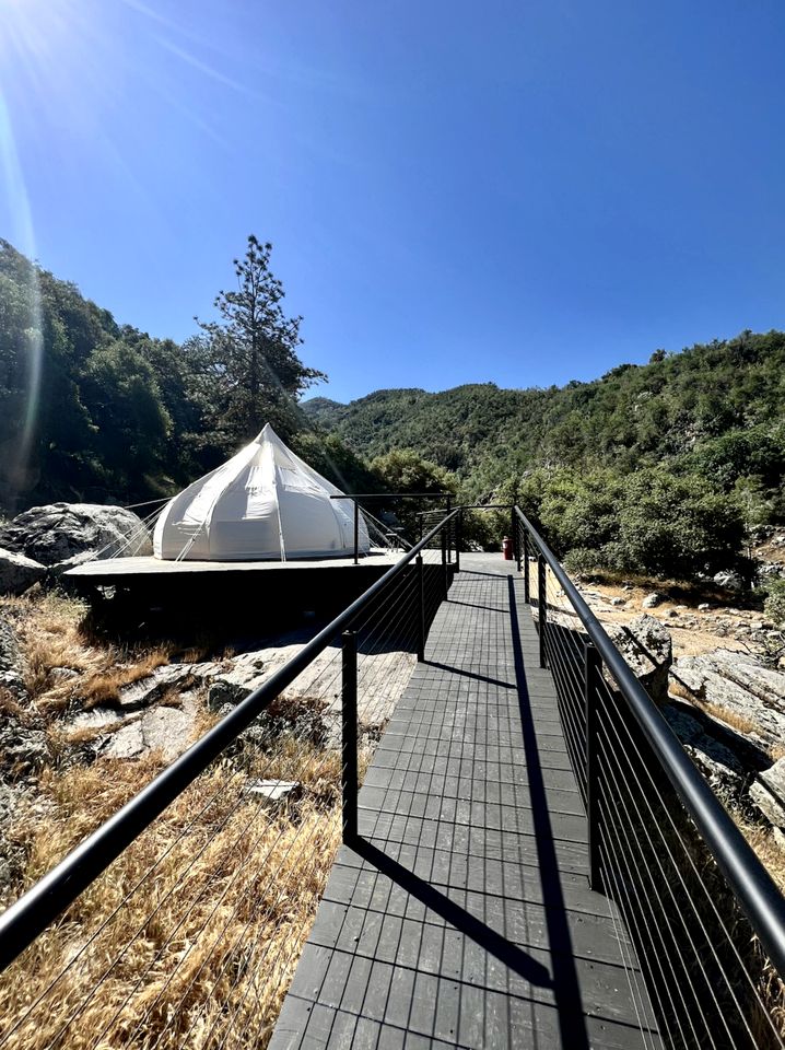 Spacious and Luxurious Barn in Three Rivers, California