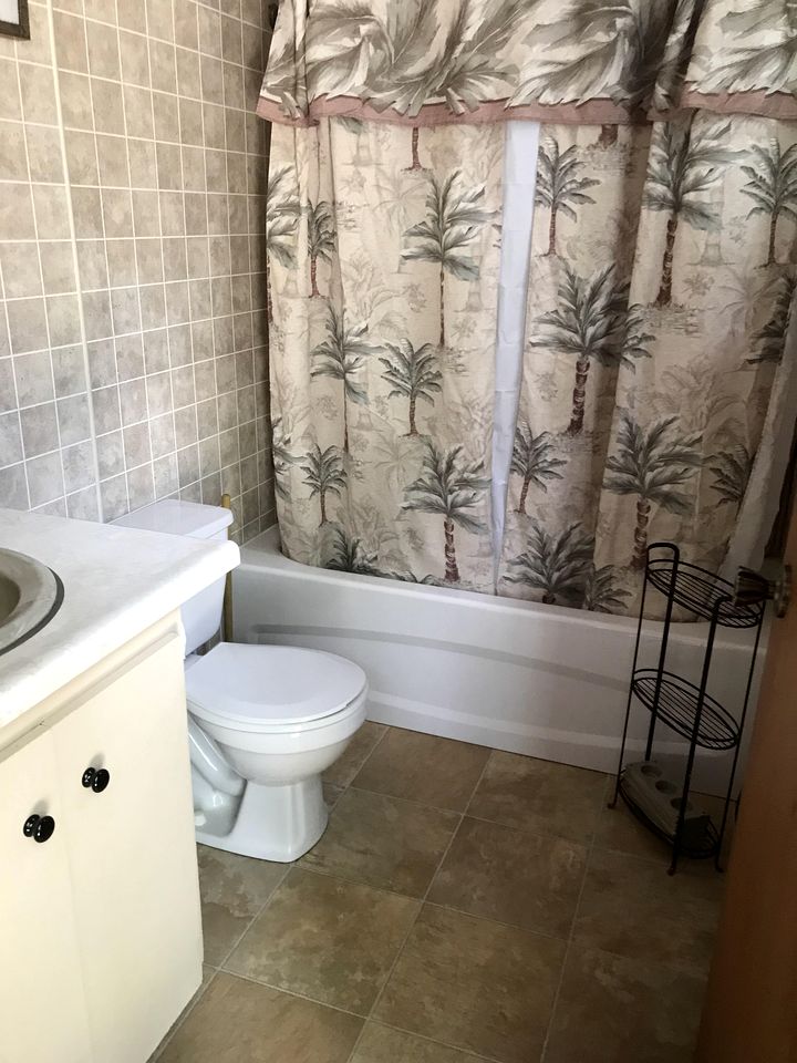 Country Cottage Rental with Fire Pit on Lake Nipissing, Ontario