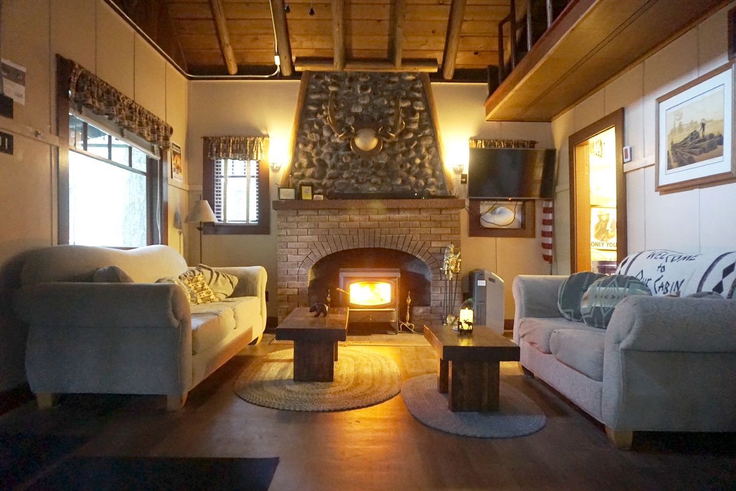 Secluded Forest Cabin in Rhododendron near Mt Hood Village in Oregon