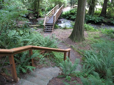 Secluded Forest Cabin in Rhododendron near Mt Hood Village in Oregon photo 5