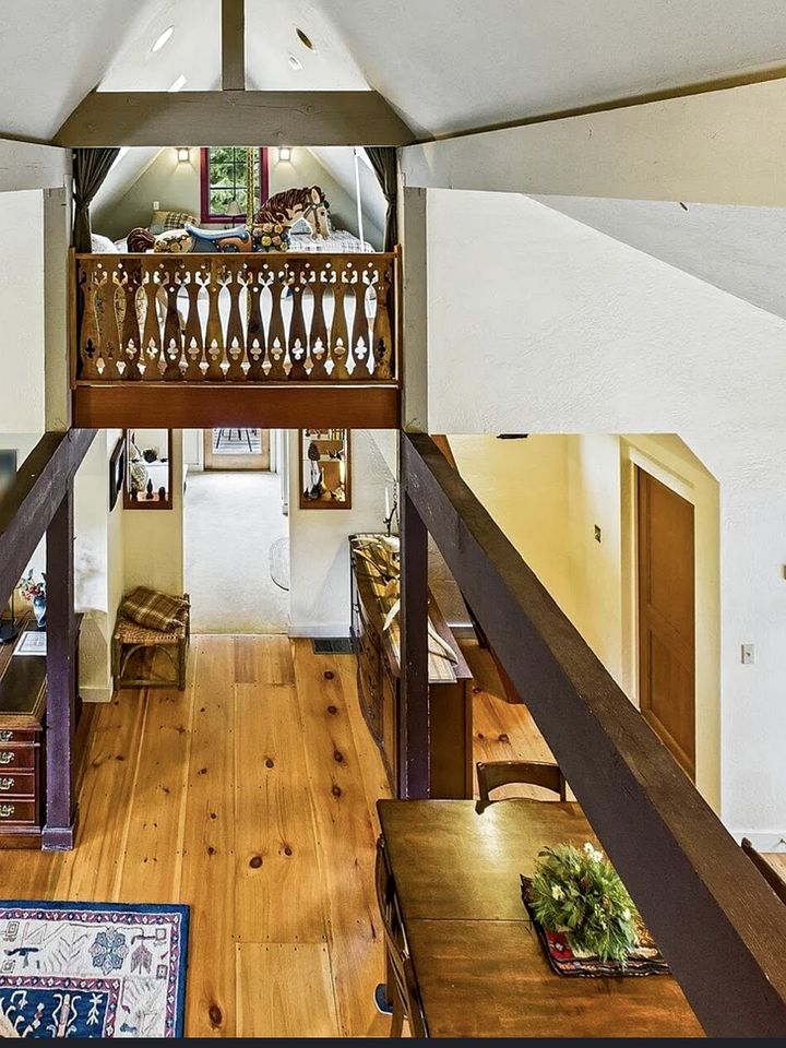 Upscale Farmhouse Cabin Encircled by Redwoods, Northern California