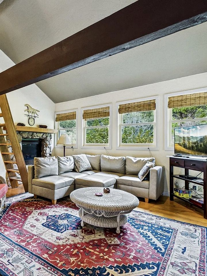 Upscale Farmhouse Cabin Encircled by Redwoods, Northern California