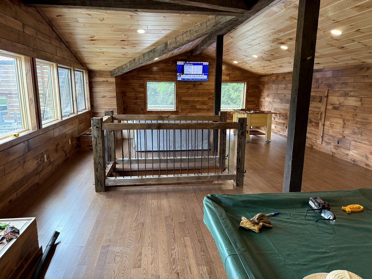 Upscale Rustic Cabin Surrounded by Spacious Pennsylvania Countryside near Pine Creek Gorge