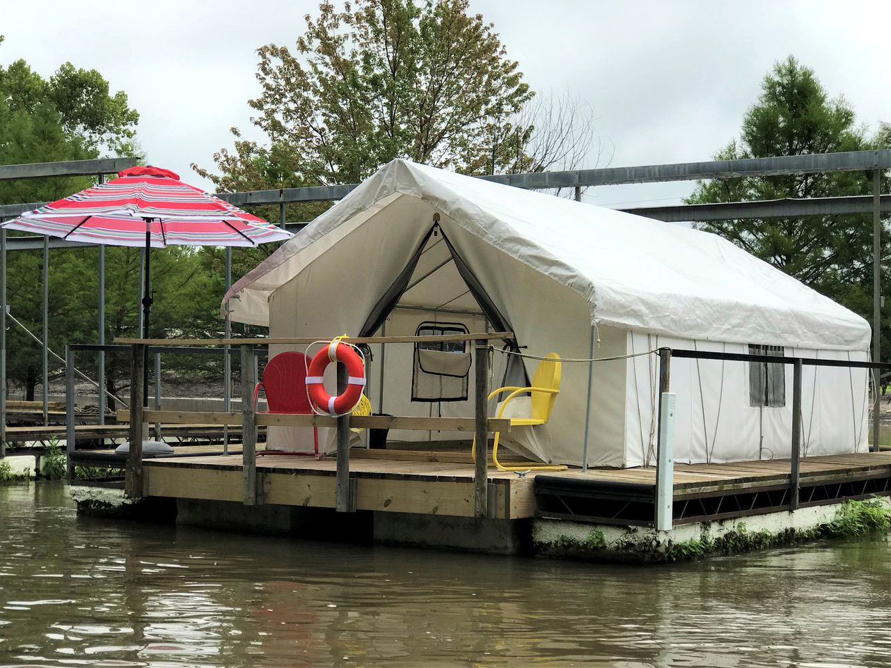 Couples' Rental near St. Louis Missouri