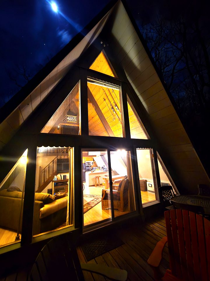 Deluxe A-Frame Chalet in Front of Waterfall in Blue Ridge Mountains, North Carolina