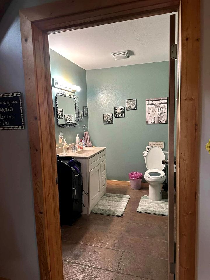 Renovated Barn Getaway on a Ranch in Winona, Minnesota