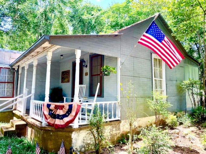 Cottages (United States of America, Fredericksburg, Texas)