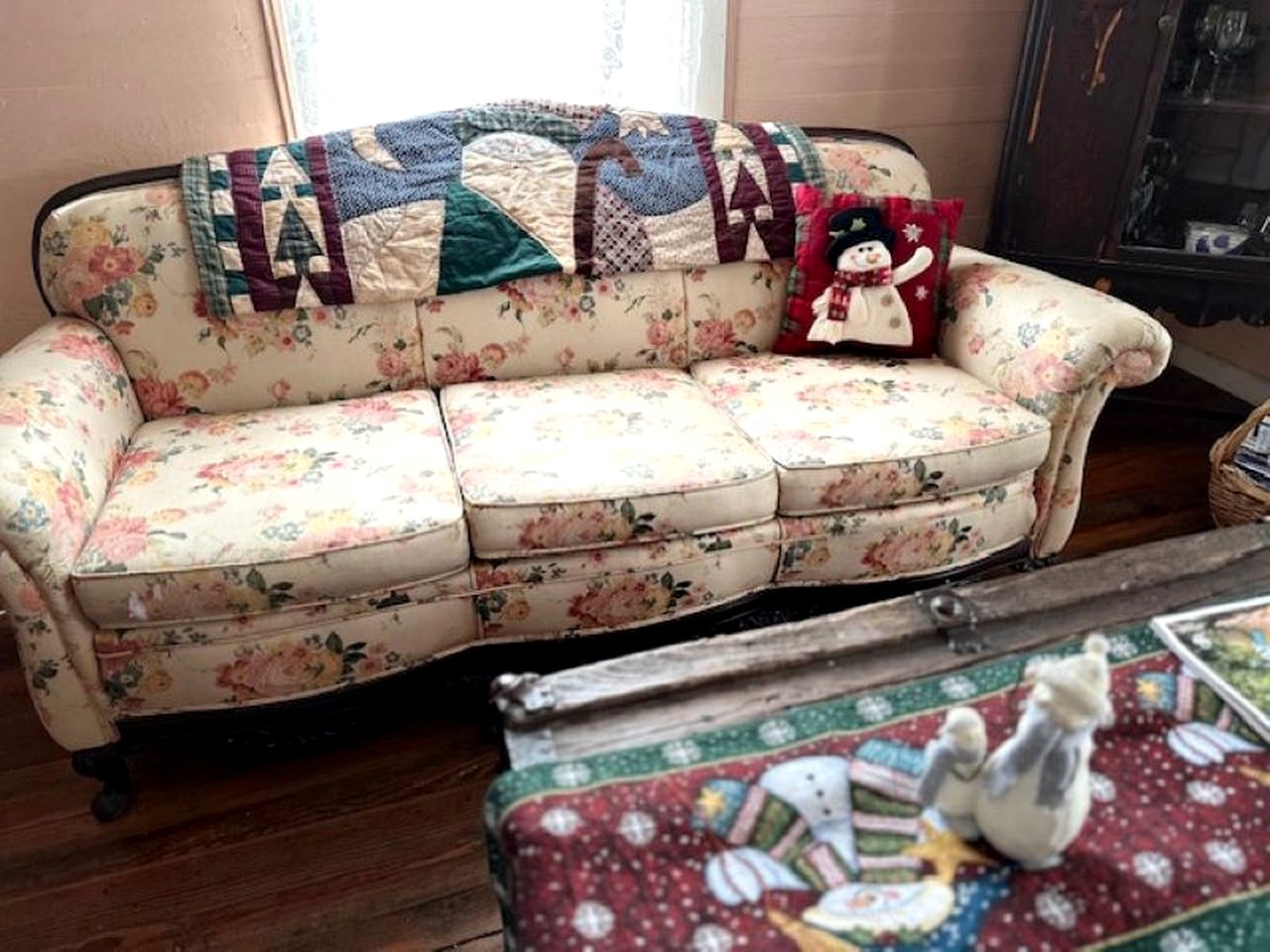 Lovely Creekside Vacation Rental for a Country Honeymoon in Fredericksburg, Texas