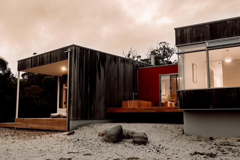 Designer Rentals (Australia, Friendly Beaches, Tasmania)