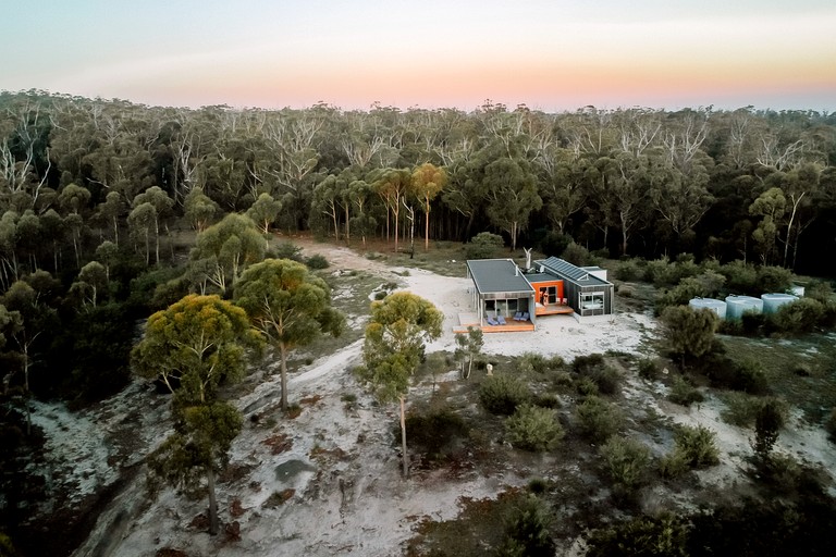 Designer Rentals (Australia, Friendly Beaches, Tasmania)