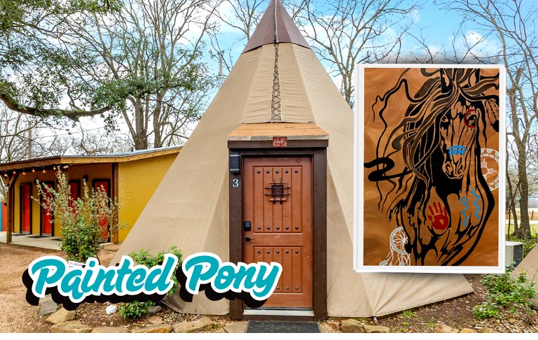 Tipis (United States of America, New Braunfels, Texas)