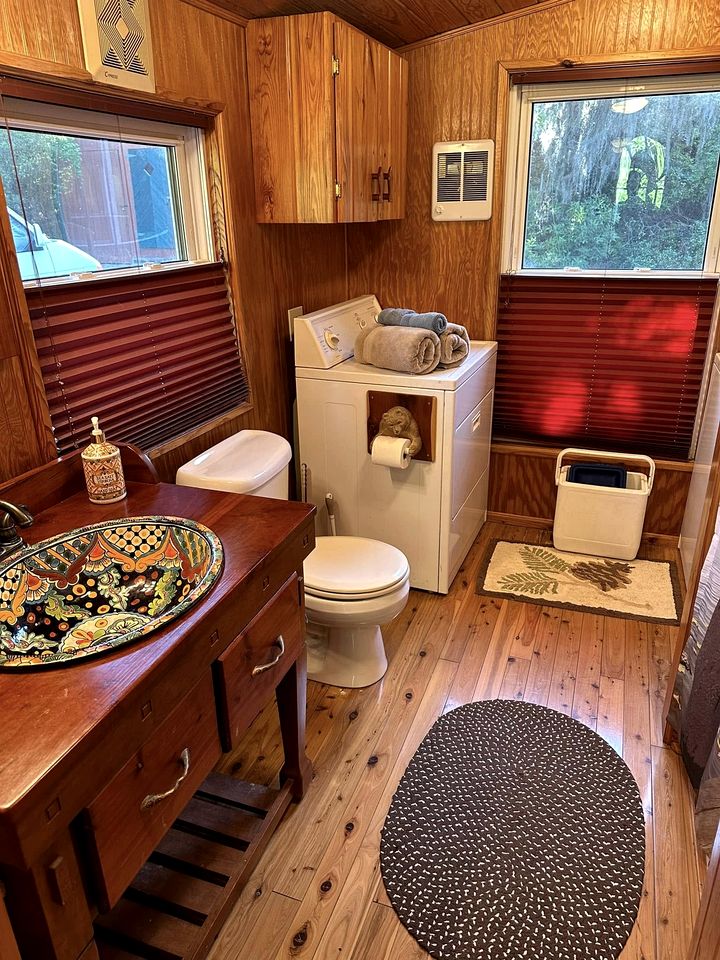 Rustic Vacation Rental with a Charming Dock in Ocala National Forest, Florida