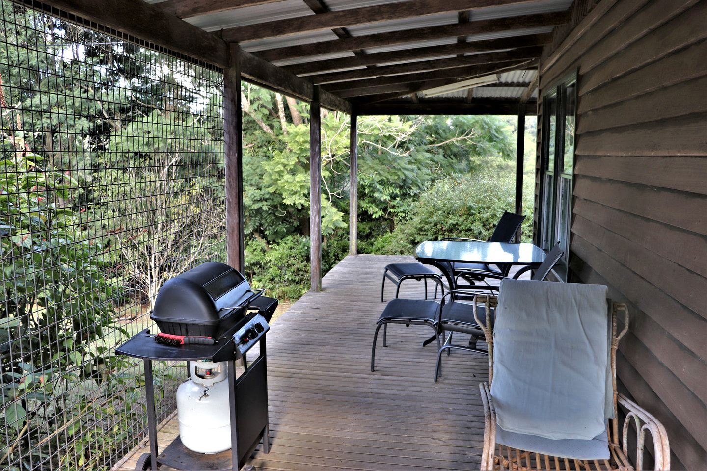 Idyllic Cabin Getaway in the Lush Woodlands of Bellthorpe, Queensland