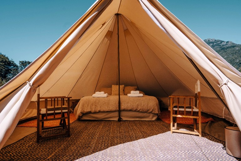 Bell Tents (Argentina, El Manso, Río Negro)