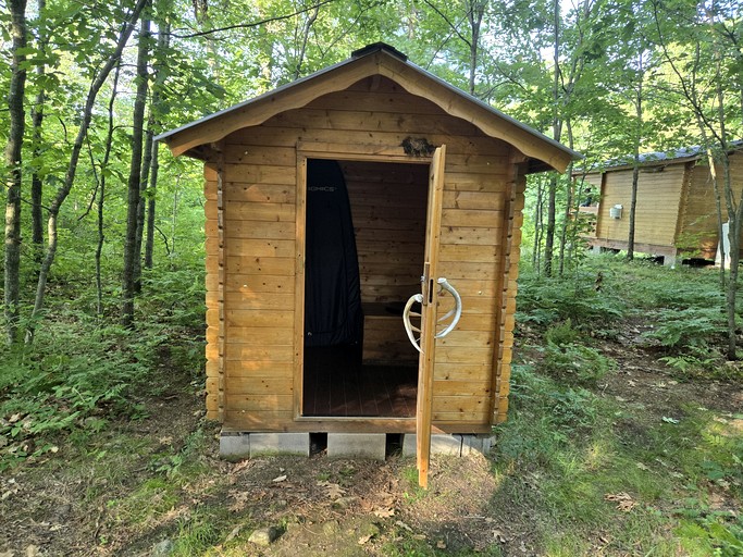 Cabins (Canada, Golden Lake, Ontario)