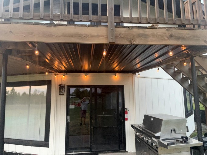 Cabins (United States of America, Boyne Falls, Michigan)