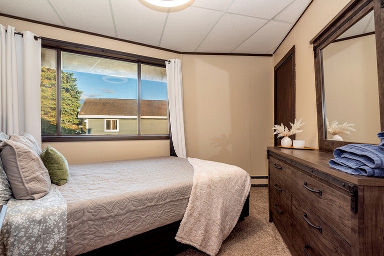 Cabins (United States of America, Boyne Falls, Michigan)