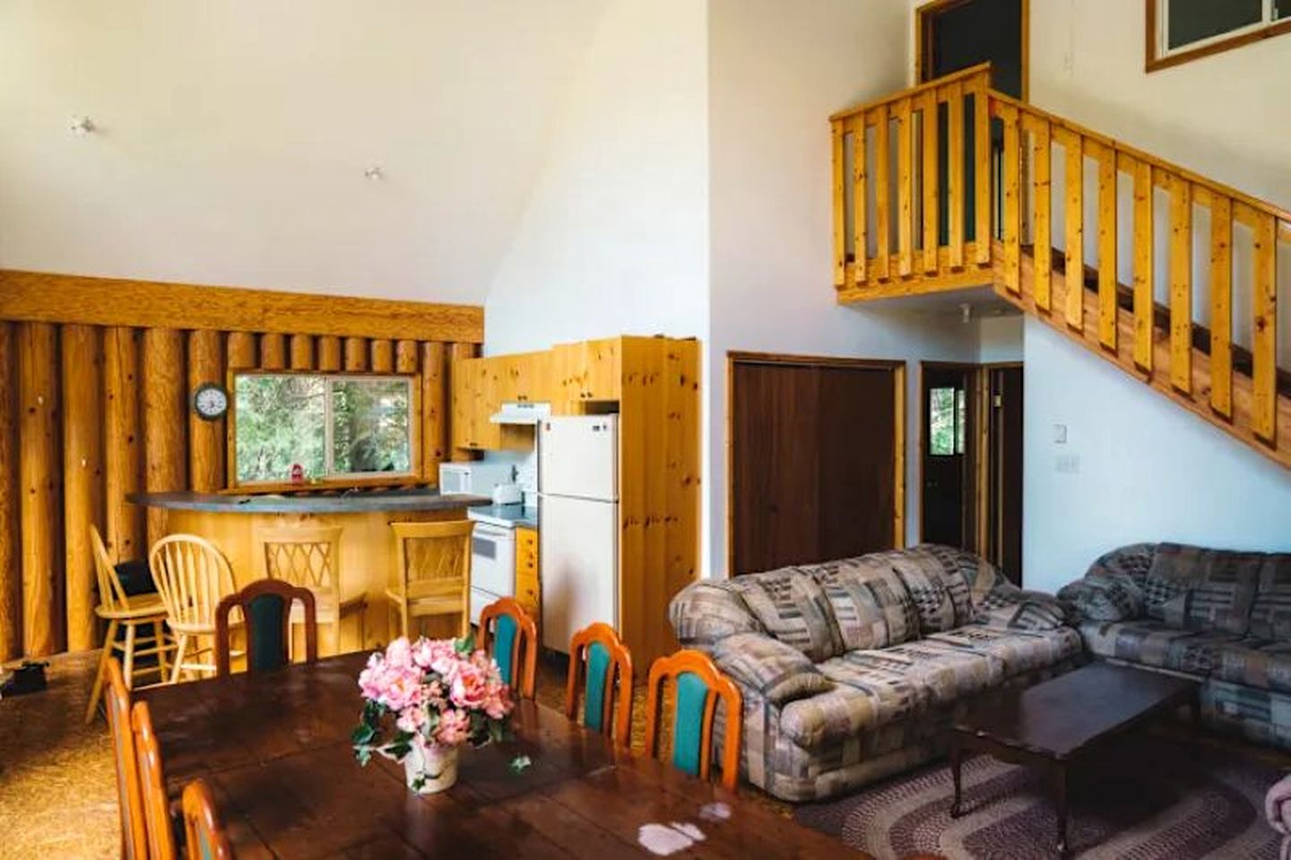 Family-Friendly Log Cabin on a Ranch in Bridge River Valley, British Columbia