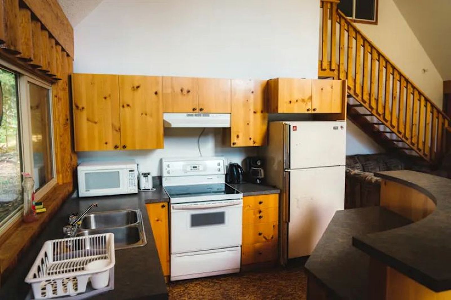 Family-Friendly Log Cabin on a Ranch in Bridge River Valley, British Columbia