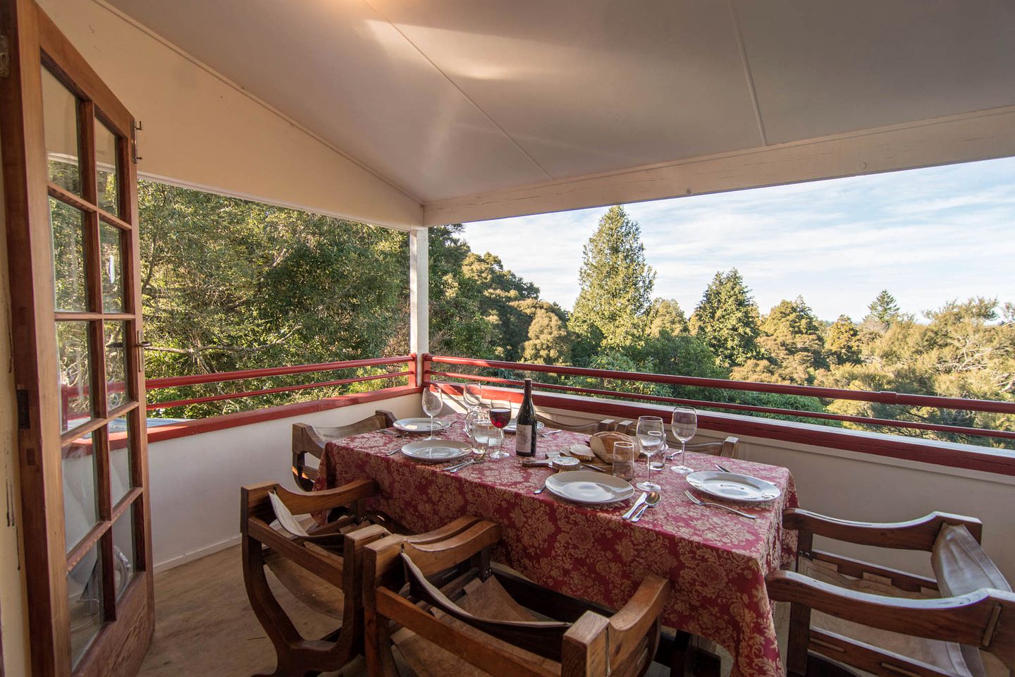 Secluded Cabin Rental Completely Surrounded by Rainforest in Peel Forest, South Island