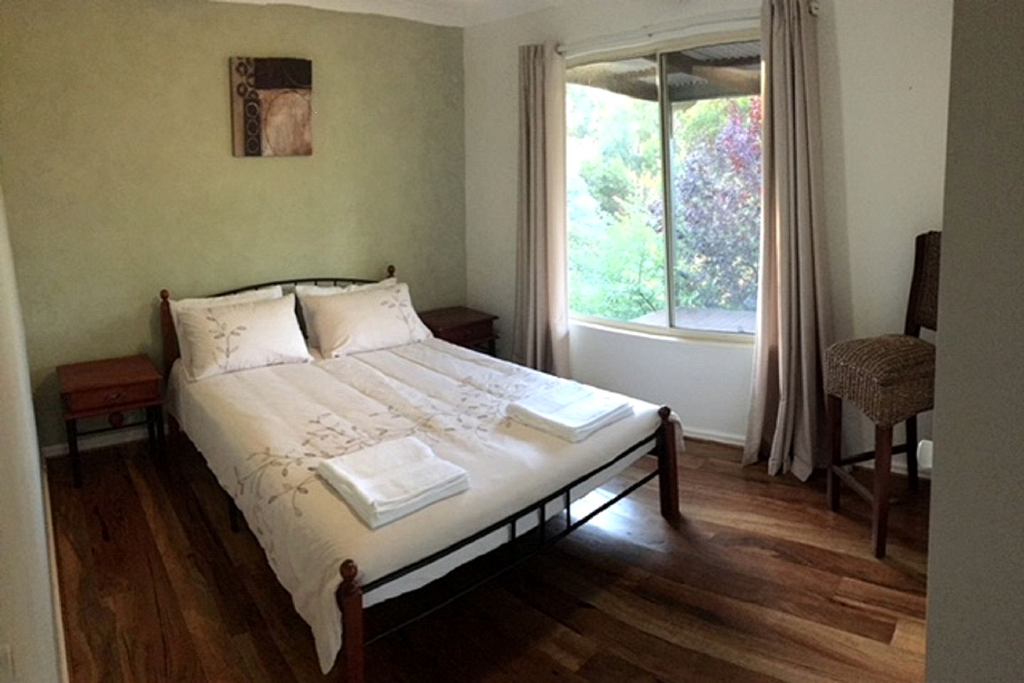 Remote Cottage on a Gorgeous Orchard Farm in Balingup, Western Australia