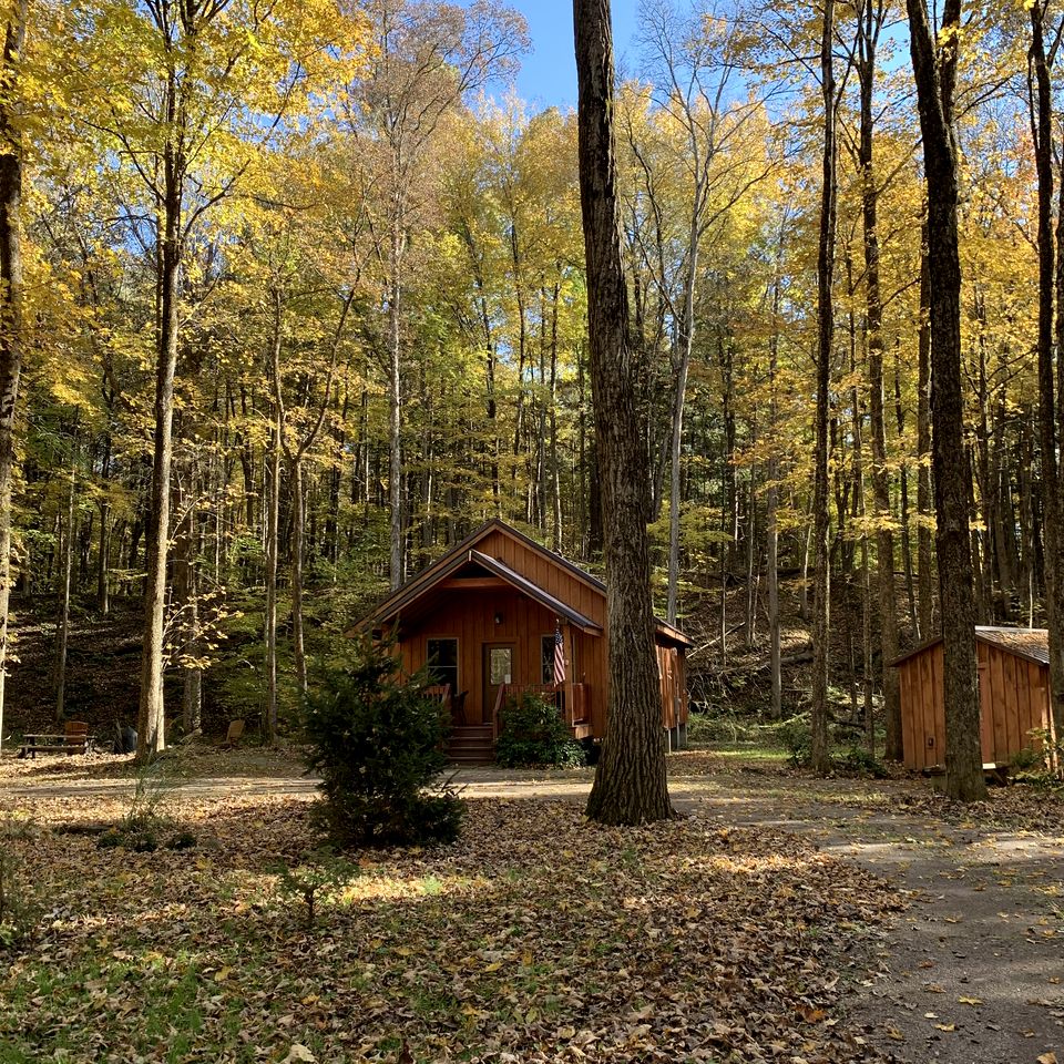 Cozy Three-Bedroom Cabin Near The Salmon River in Altmar, New York