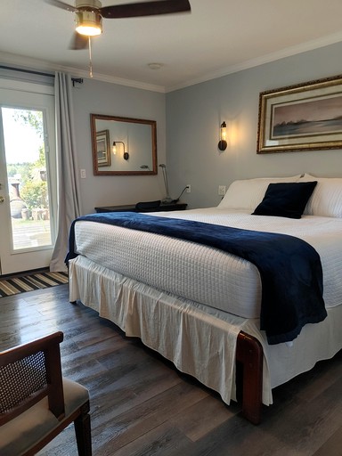 Vacation Rentals (Canada, Ucluelet, British Columbia)