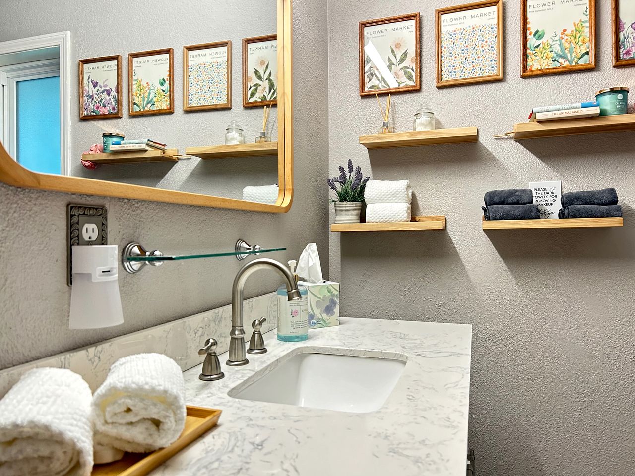 Luxury Vacation Rental near Dundee in Heart of Oregon Wine Country