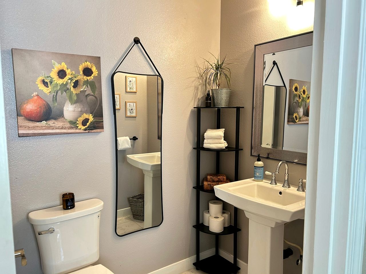 Luxury Vacation Rental near Dundee in Heart of Oregon Wine Country