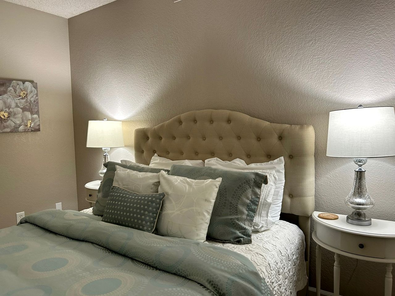 Luxury Vacation Rental near Dundee in Heart of Oregon Wine Country