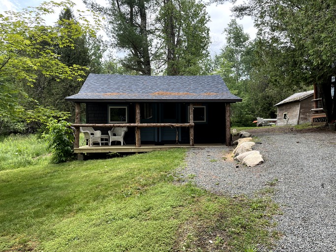 Cabins (United States of America, Blue Mountain Lake, New York)