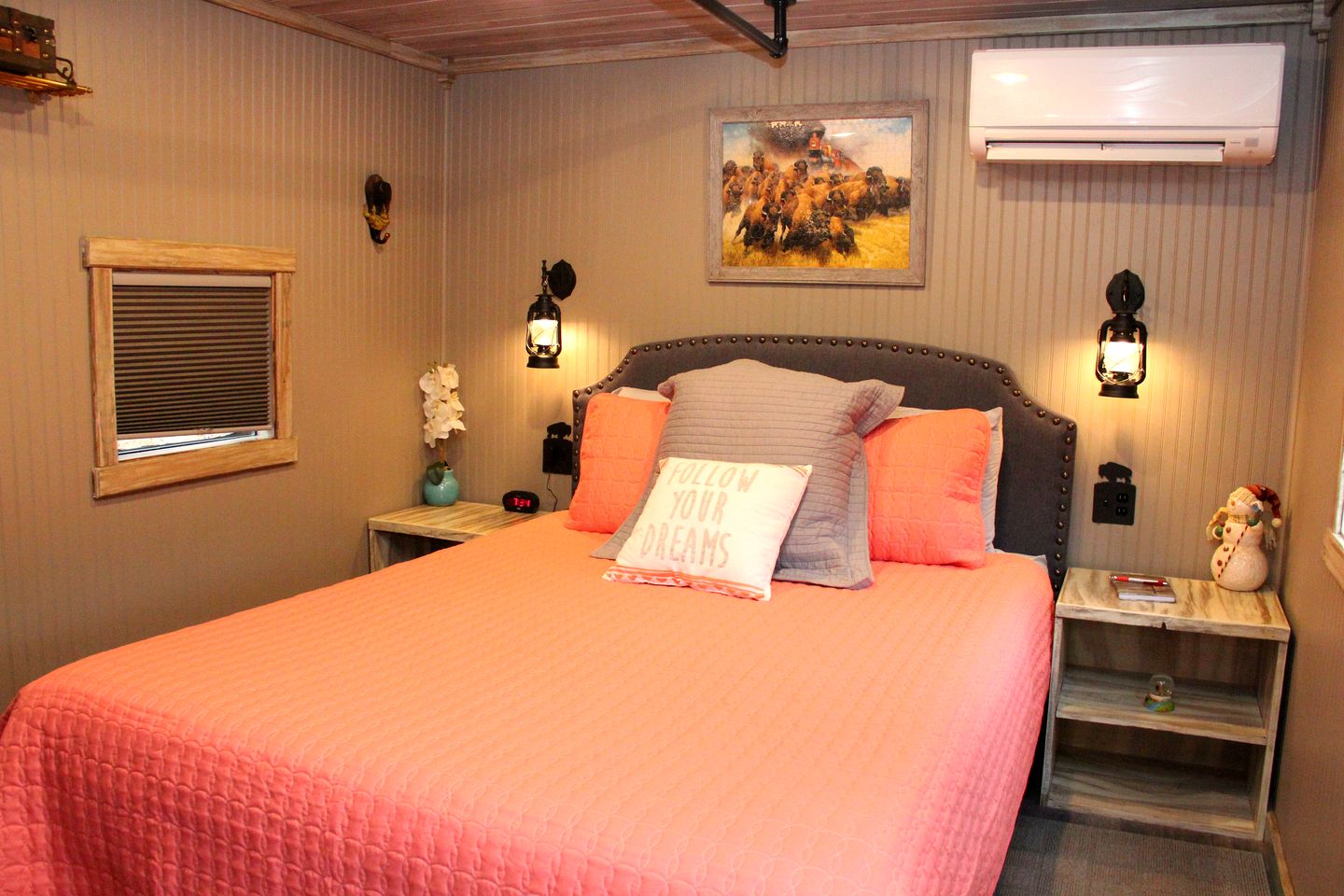 Unique Caboose Accommodation for a Getaway near Asheville, North Carolina