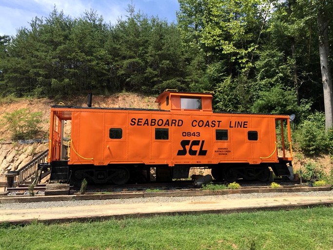 Cabooses (United States of America, Clyde, North Carolina)