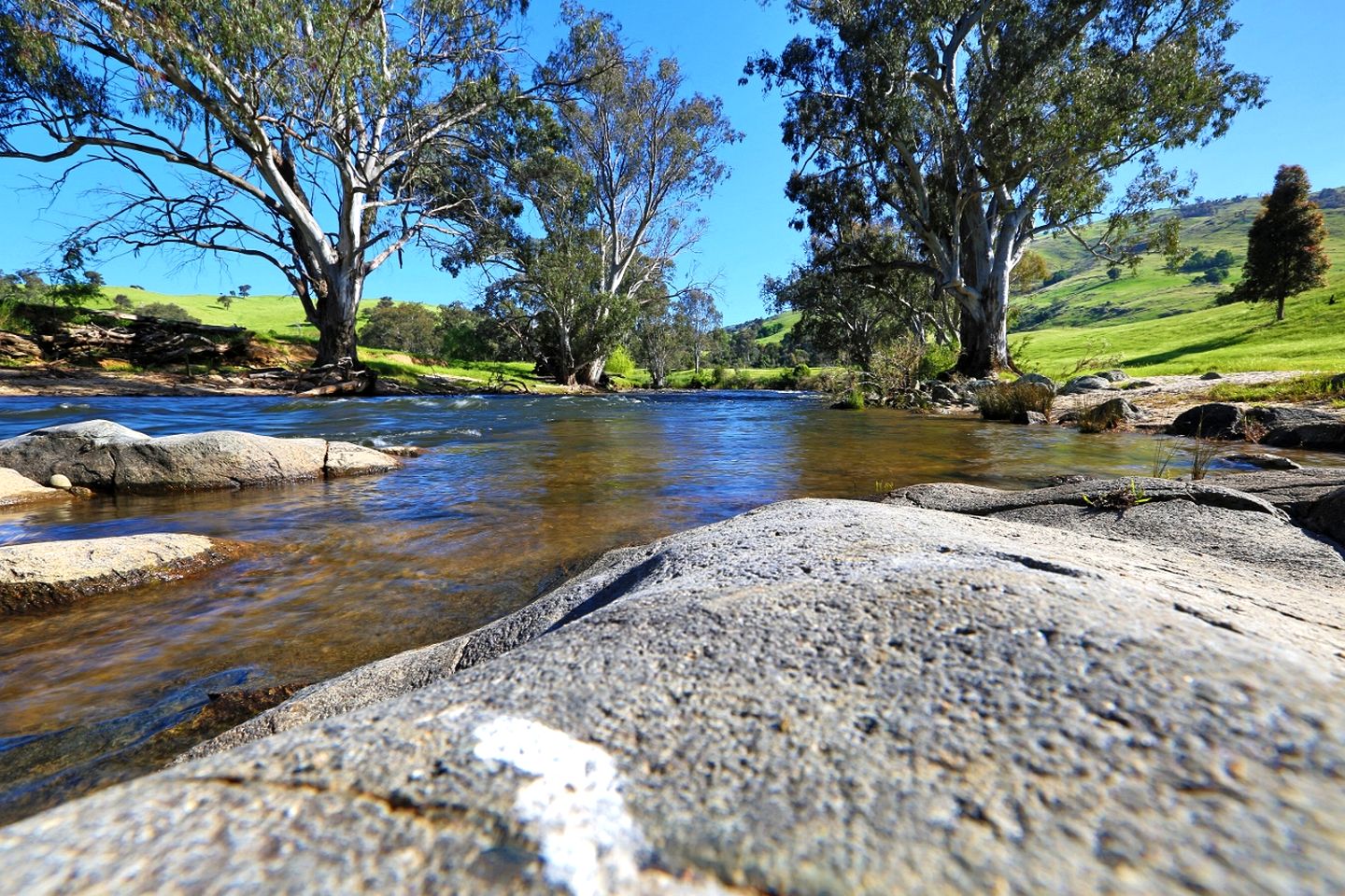 Idyllic Pet-Friendly Cottage Getaway Situated in The Goobarragandra Valley, Tumut, New South Wales