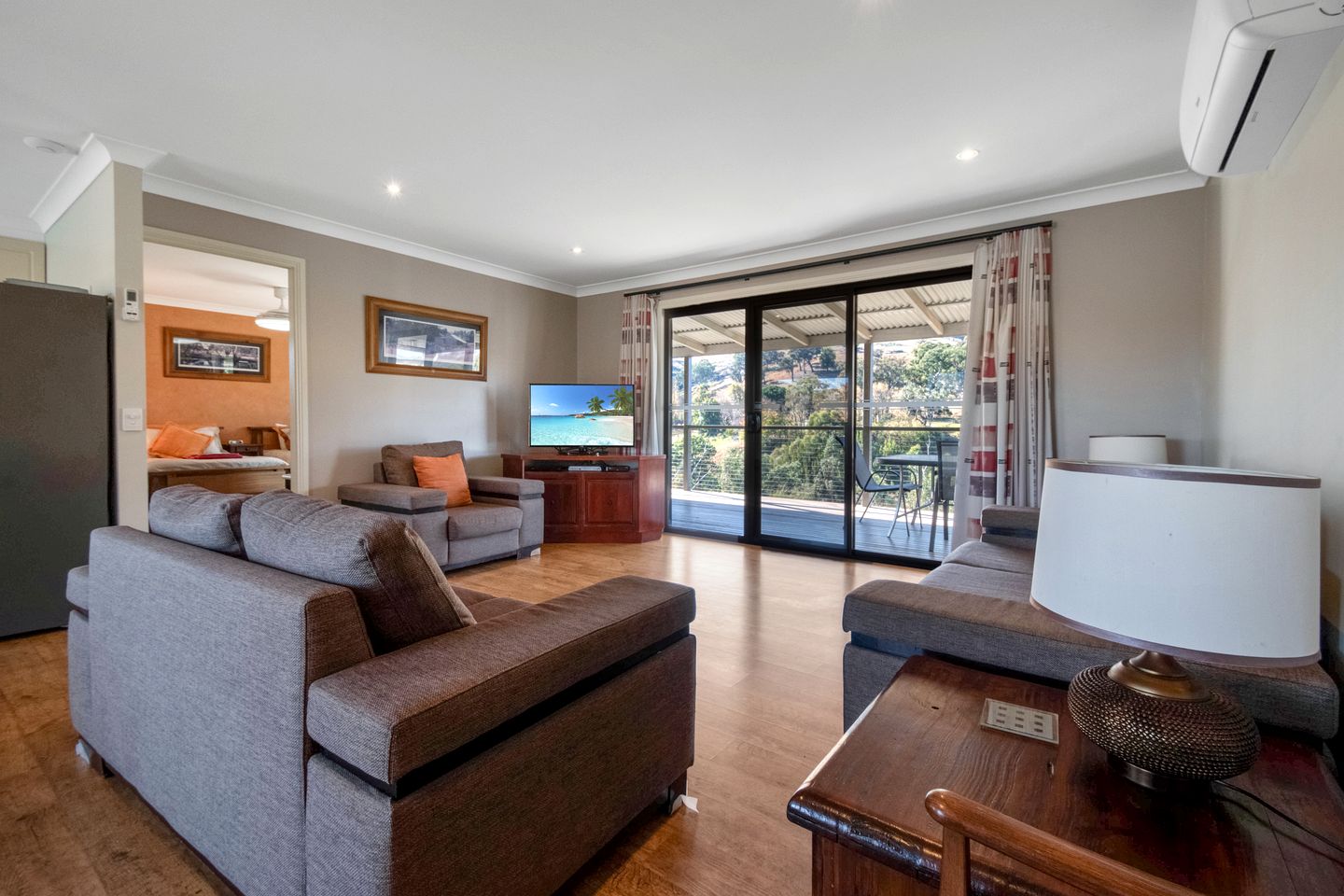 Stunning Pet-Friendly Cottage Rental near Lacmalac, New South Wales