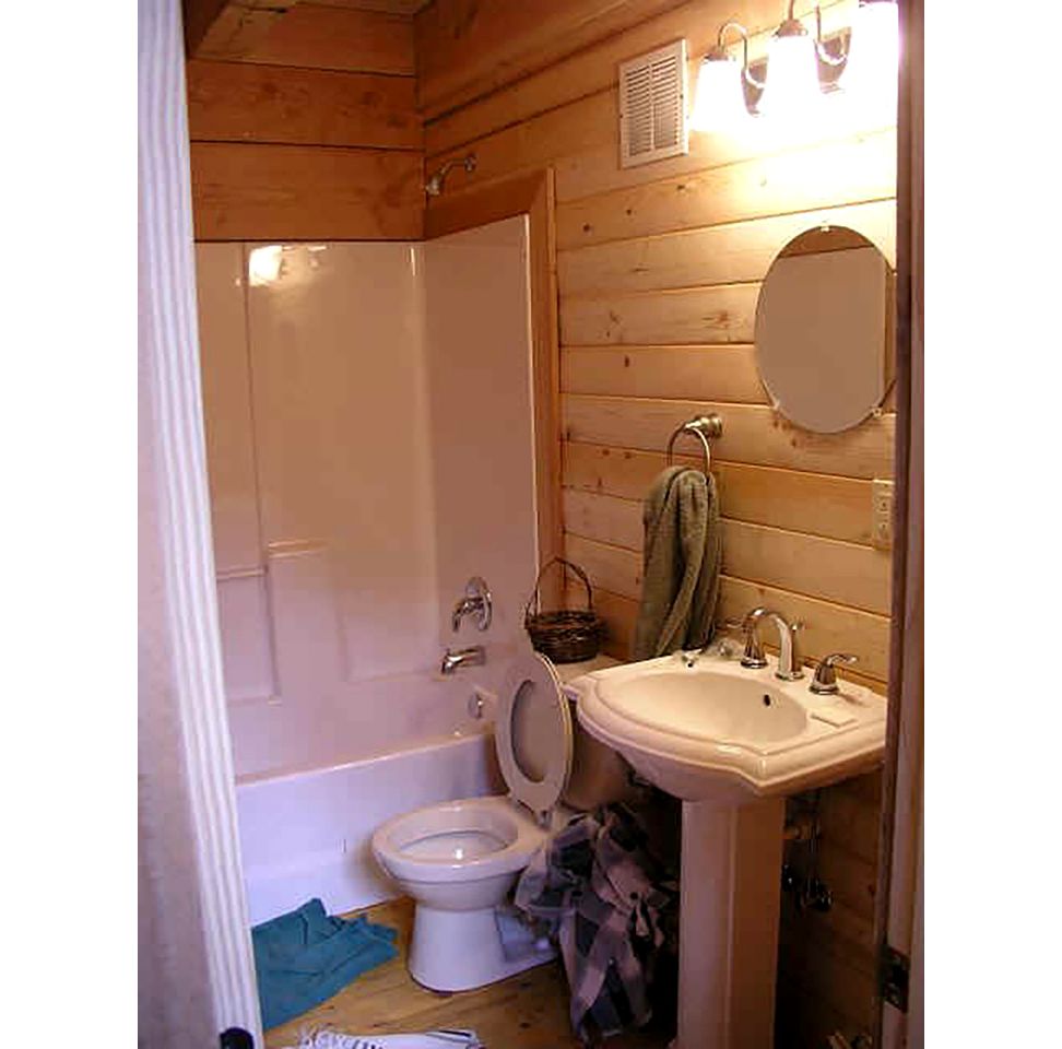 Authentic Log Cabin Rental with Wood from the San Juan Forest near Lake City Ski Hill, Colorado