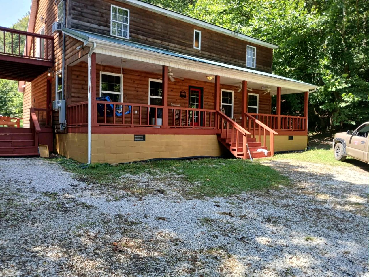 Log Cabins (United States of America, Genoa, West Virginia)