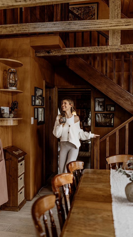 Rustic and Secluded Log Cabin Rental in the Snowy Mountains of New South Wales