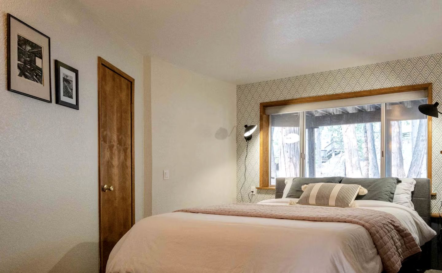 Secluded Dome Rental Surrounded by Stunning Nature near Arnold, California