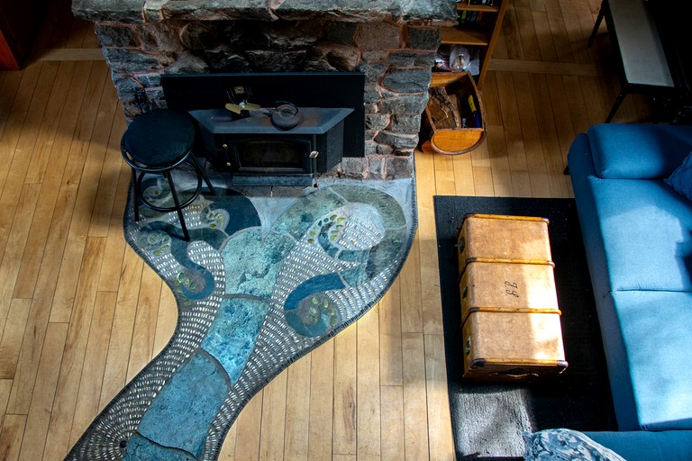 Cottages (Canada, Chelsea, Quebec)