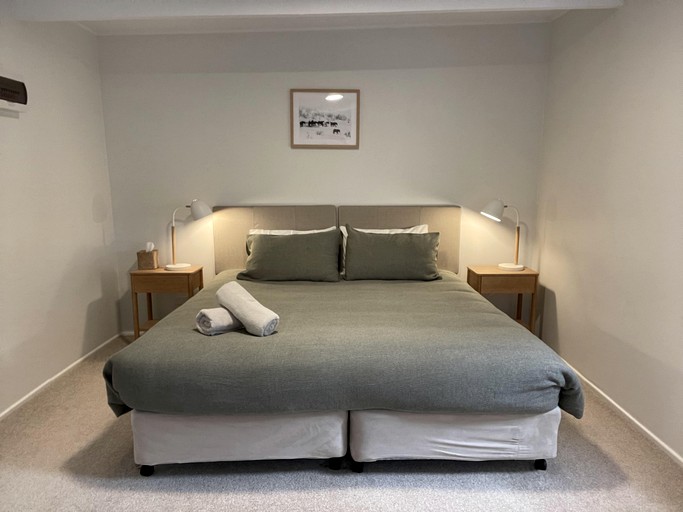 Cottages (Australia, Adaminaby, New South Wales)