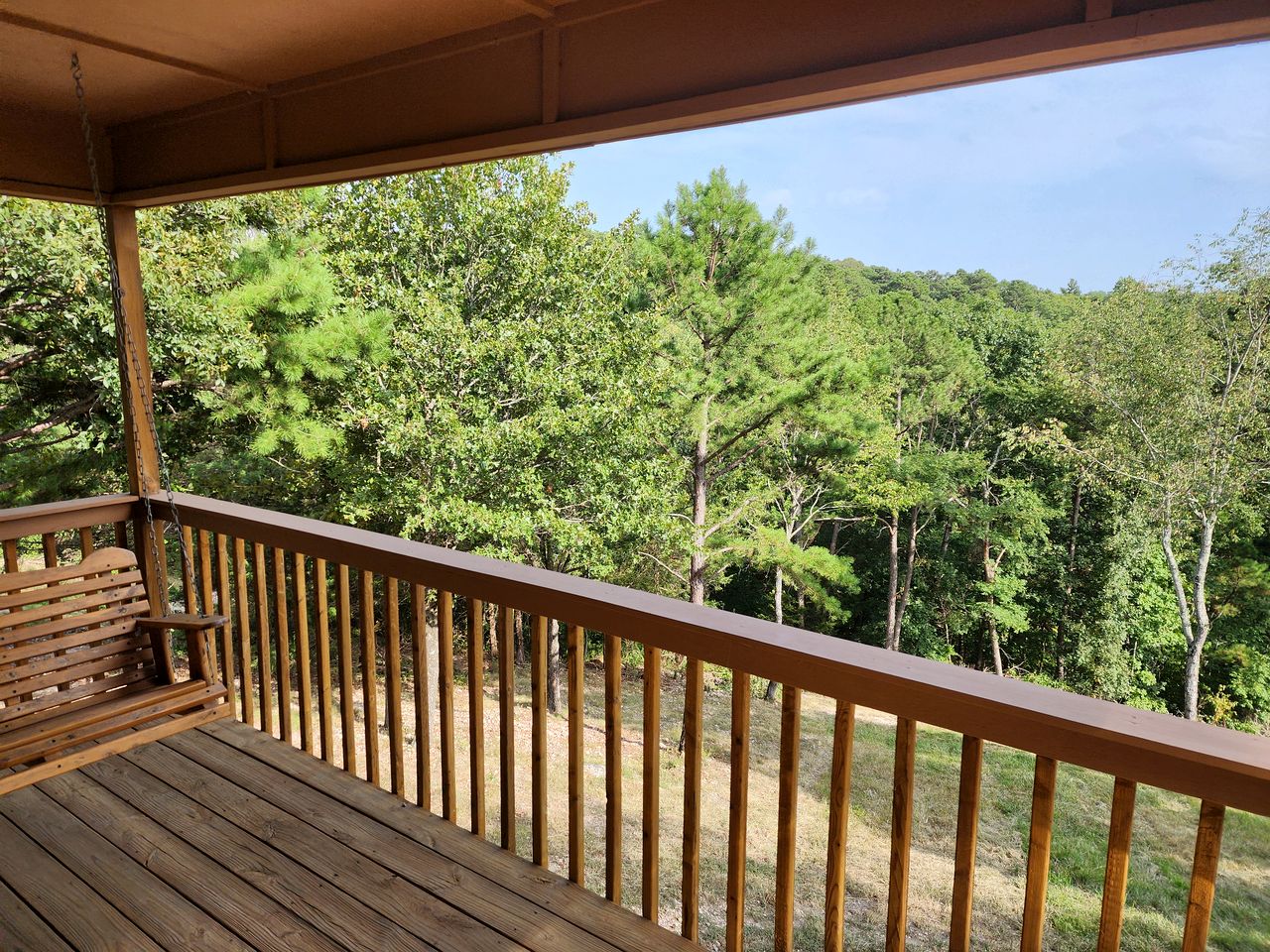 Amazing Family-Friendly Cabin Rental in Eureka Springs, Arkansas