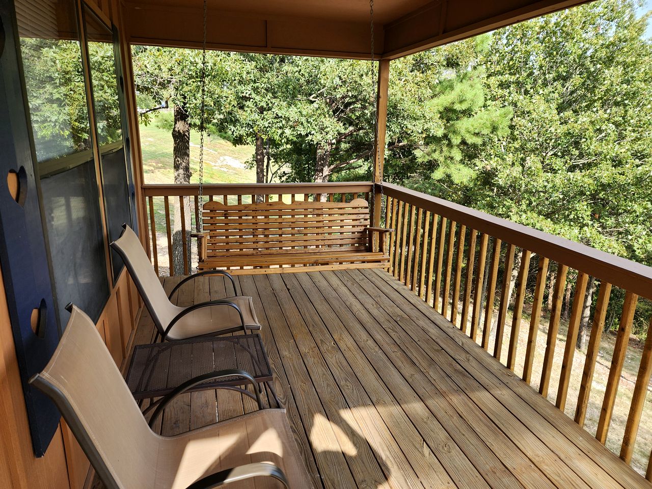Amazing Family-Friendly Cabin Rental in Eureka Springs, Arkansas