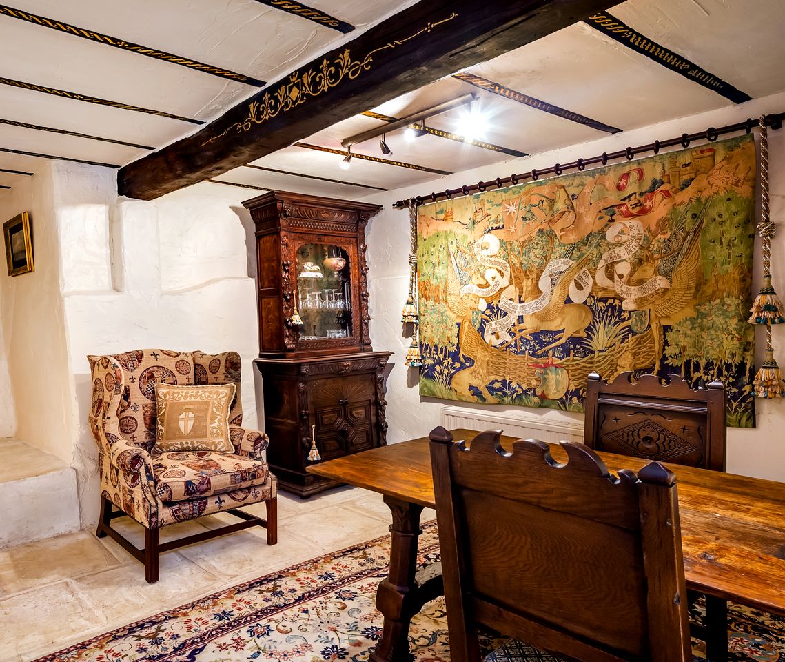 Opulent Luxury Suite for Two in Historic Castle in South Australia