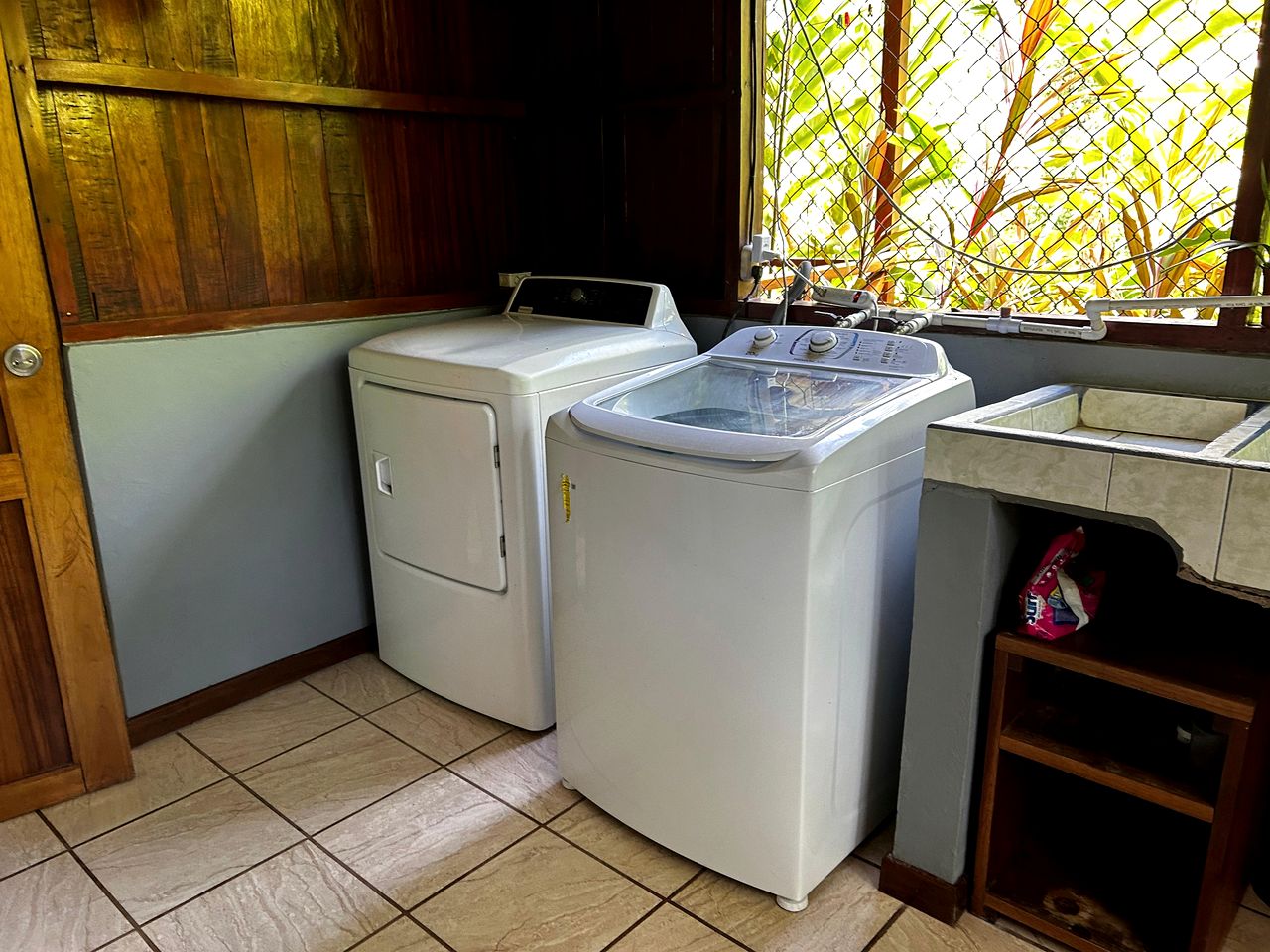 Tropical Cabin Rental near Corcovado National Park in Drake Bay, Costa Rica