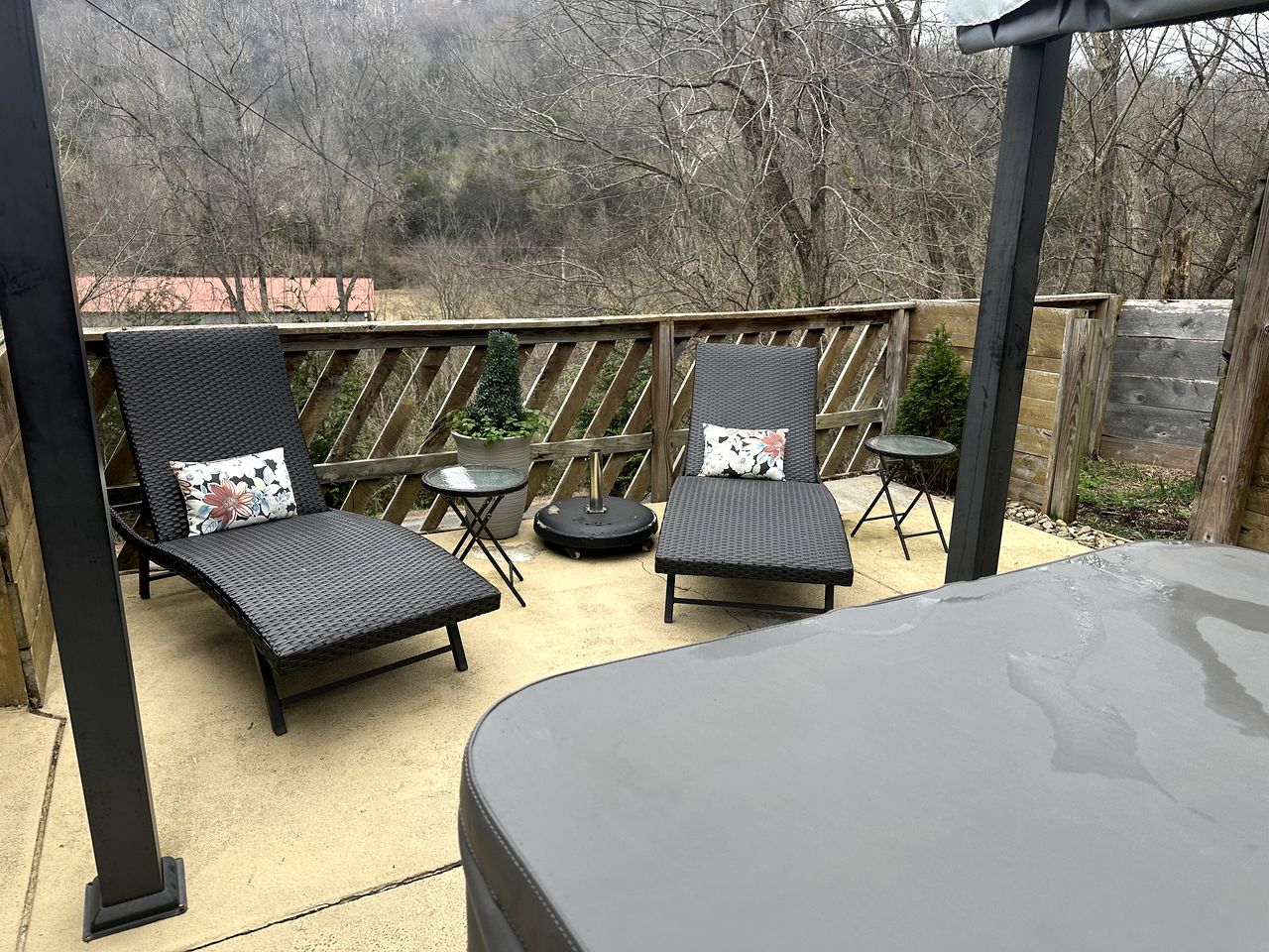 Lovely Weekend Getaway Rental near Edgar Evins State Park in Tennessee