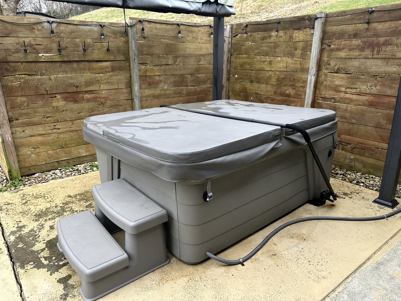 Lovely Weekend Getaway Rental near Edgar Evins State Park in Tennessee