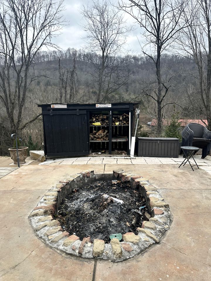 Lovely Weekend Getaway Rental near Edgar Evins State Park in Tennessee