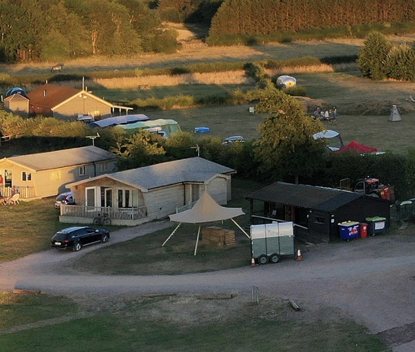 Cabins (United Kingdom, Market Harborough, England)
