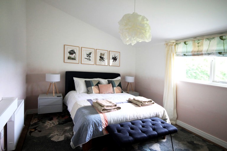 Cabins (United Kingdom, Market Harborough, England)